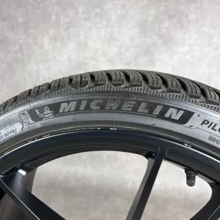 Winterräder Porsche 911 992 20"/21" Original Turbo S Zentralverschluss Felgen ZV 992044601AB DOT23+24 - Bild 10