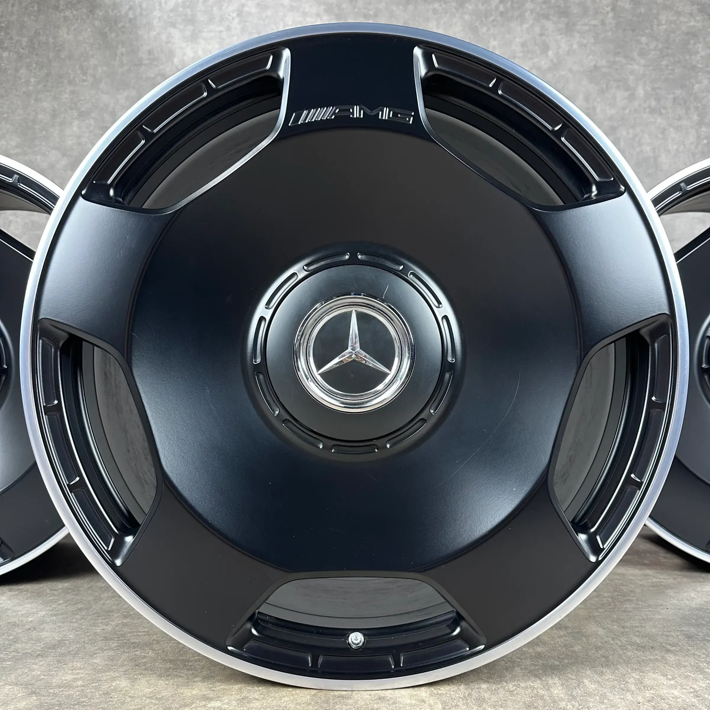 Sommerräder Mercedes G63 AMG 22" Original Monoblock Felgen A4634014100 7X71 W463 - Bild 1