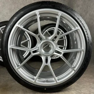 Sommerräder Porsche 992 + 992.2 GT3 Felgen 20/21" Touring SILBER 992044686CB Original ZV TOP - Bild 2
