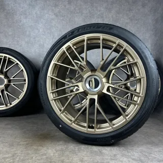 Sommerräder Porsche 992.2 20+21 Zoll Original Turbo S Zentralverschluss Felgen 992601025FJ 992601025FK Neodyme - Bild 1