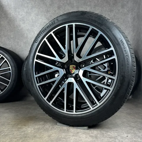 Background image for Winterräder Porsche Cayenne E3-2 22" Original Turbo V Felgen 9Y0044663T NC0 GTS S HYBRID