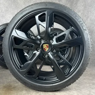 Winterräder Porsche Taycan J1 21" Original 4S Turbo S Cross Turismo Design Felgen 4S GTS Schwarz DOT24 - Bild 2