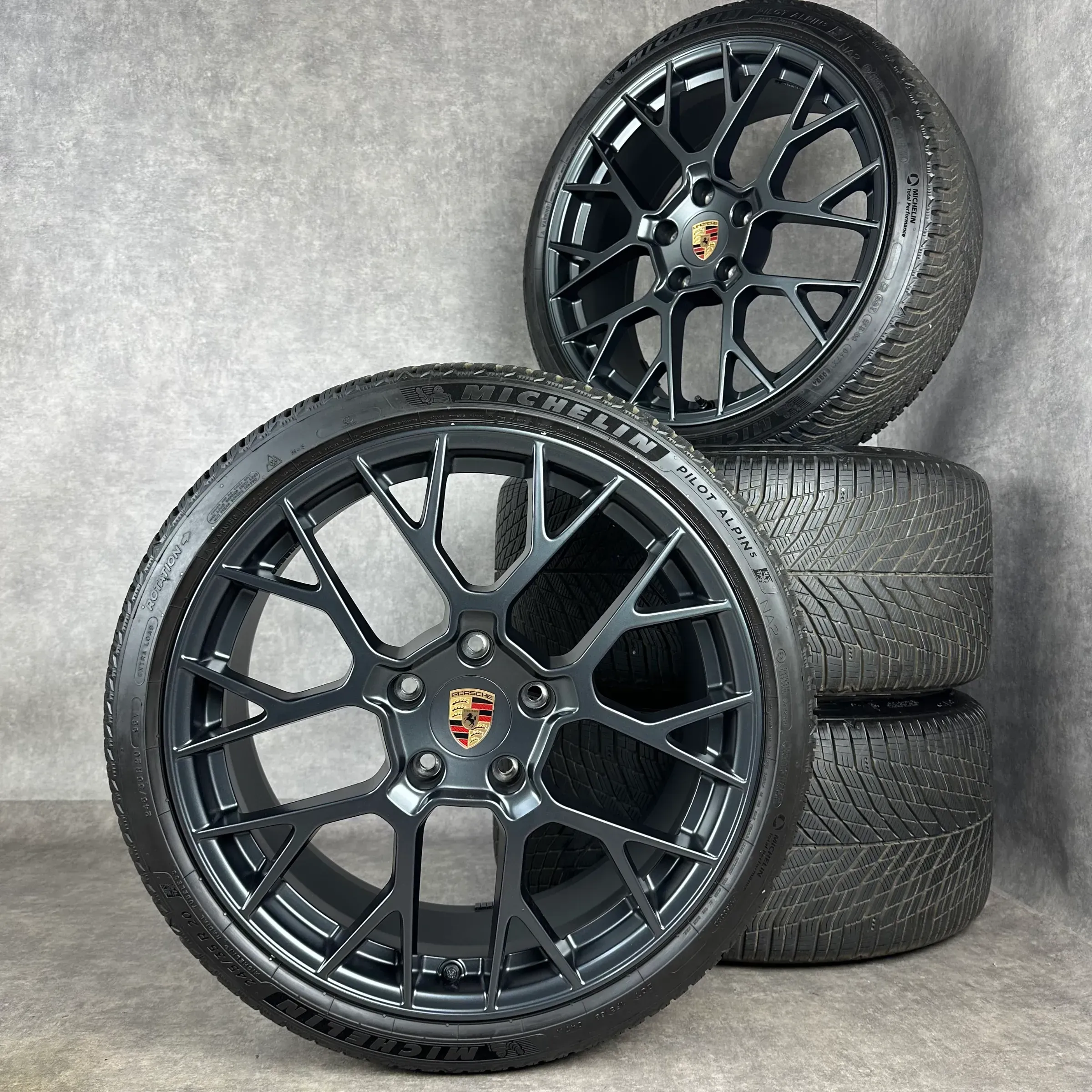Winterräder Porsche 992.2 20/ 21" Original RS Spyder Design Felgen 992044631H TOP - Bild 1