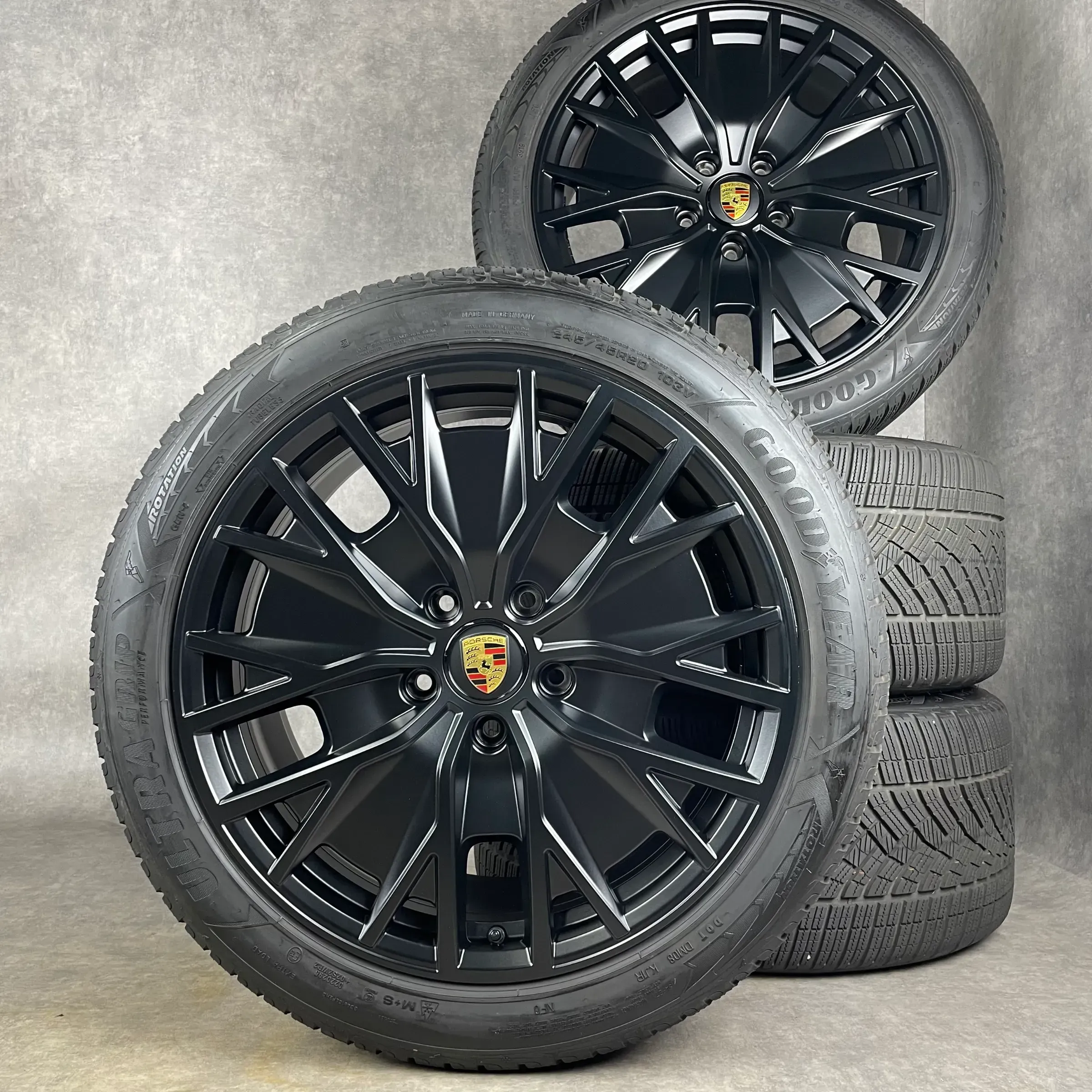 Winterräder Porsche Taycan 20" Original Turbo S Aero Design Cross Turismo 9J1073600F - Bild 1