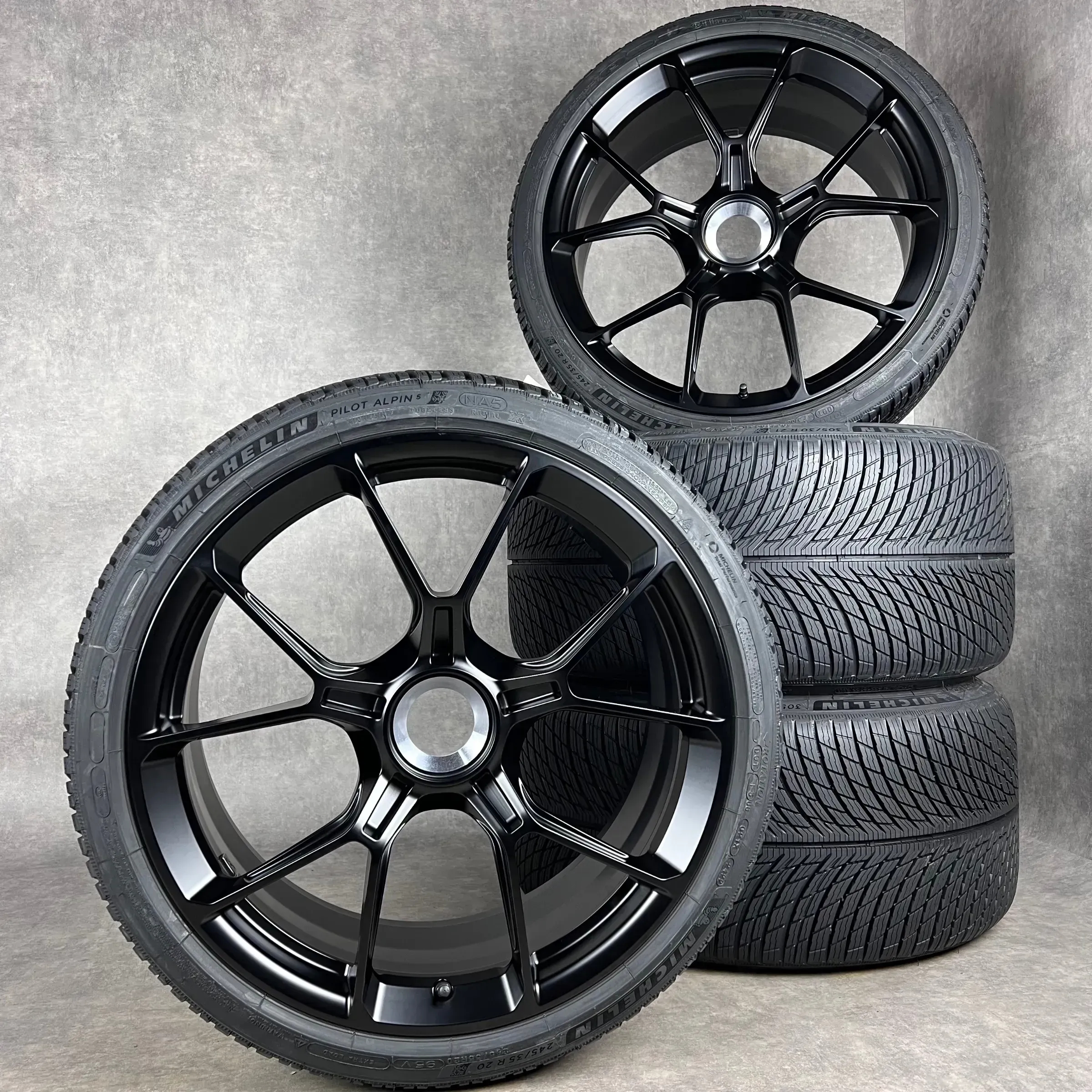 Winterräder Porsche 992 GT3 Touring 20" + 21" Original Felgen 992044601CA TOP DOT22 - Bild 1