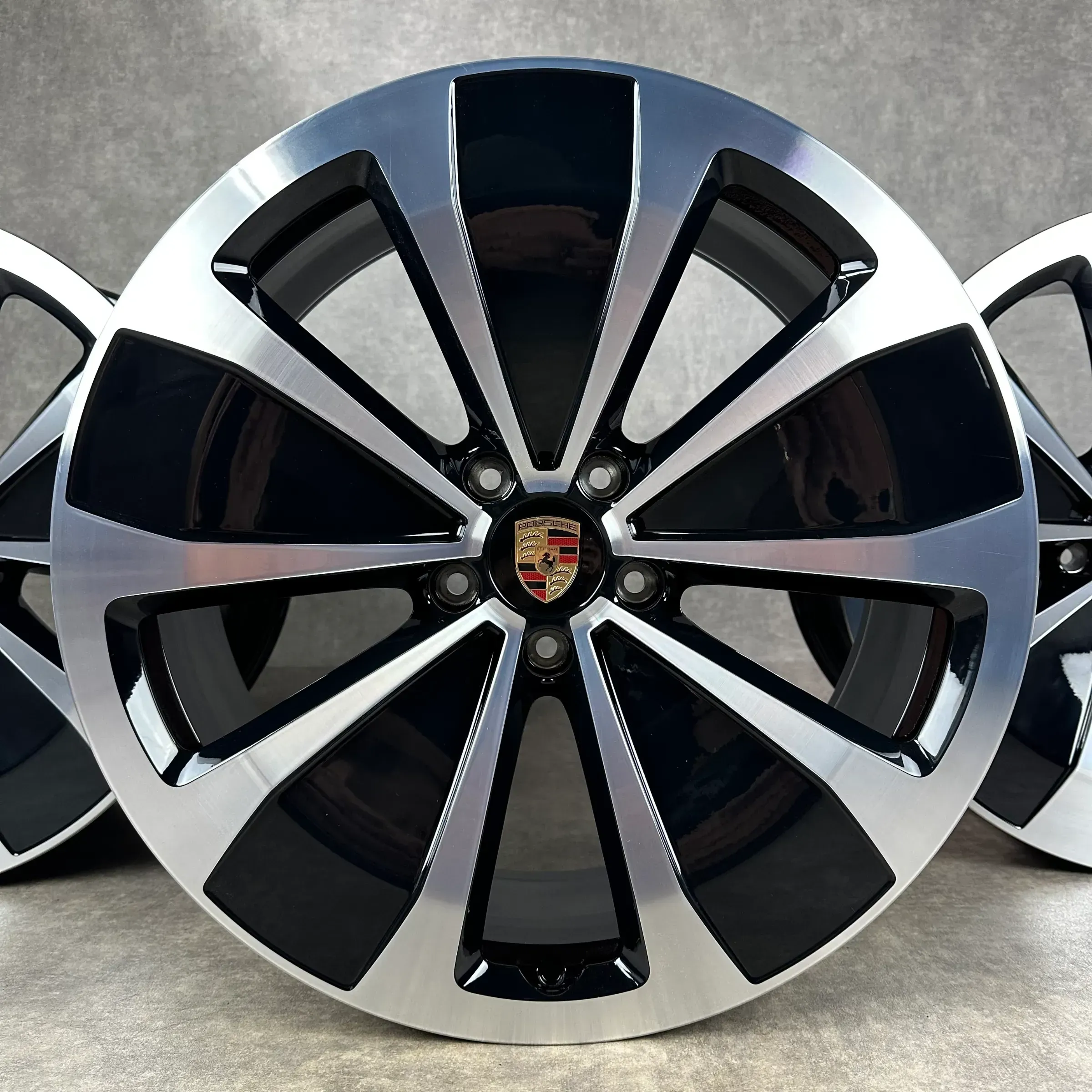 Porsche Macan Electric EV 22" Original Styling Felgen 4S GTS Turbo 95C044660G Schwarz hochglanz TOP - Bild 1