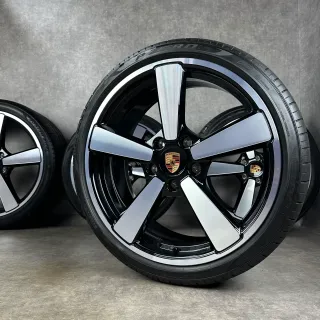 Sommerräder Porsche 992.2 20"/21" Original Carrera Classic Design S 4 4S GTS DOT24 - Bild 1