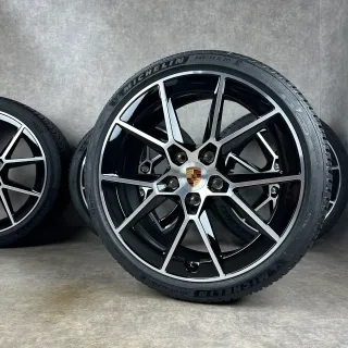 Winterräder Porsche 992.2 Felgen 20/ 21" Original Carrera S Design T 992601025BJ Facelift - Bild 1