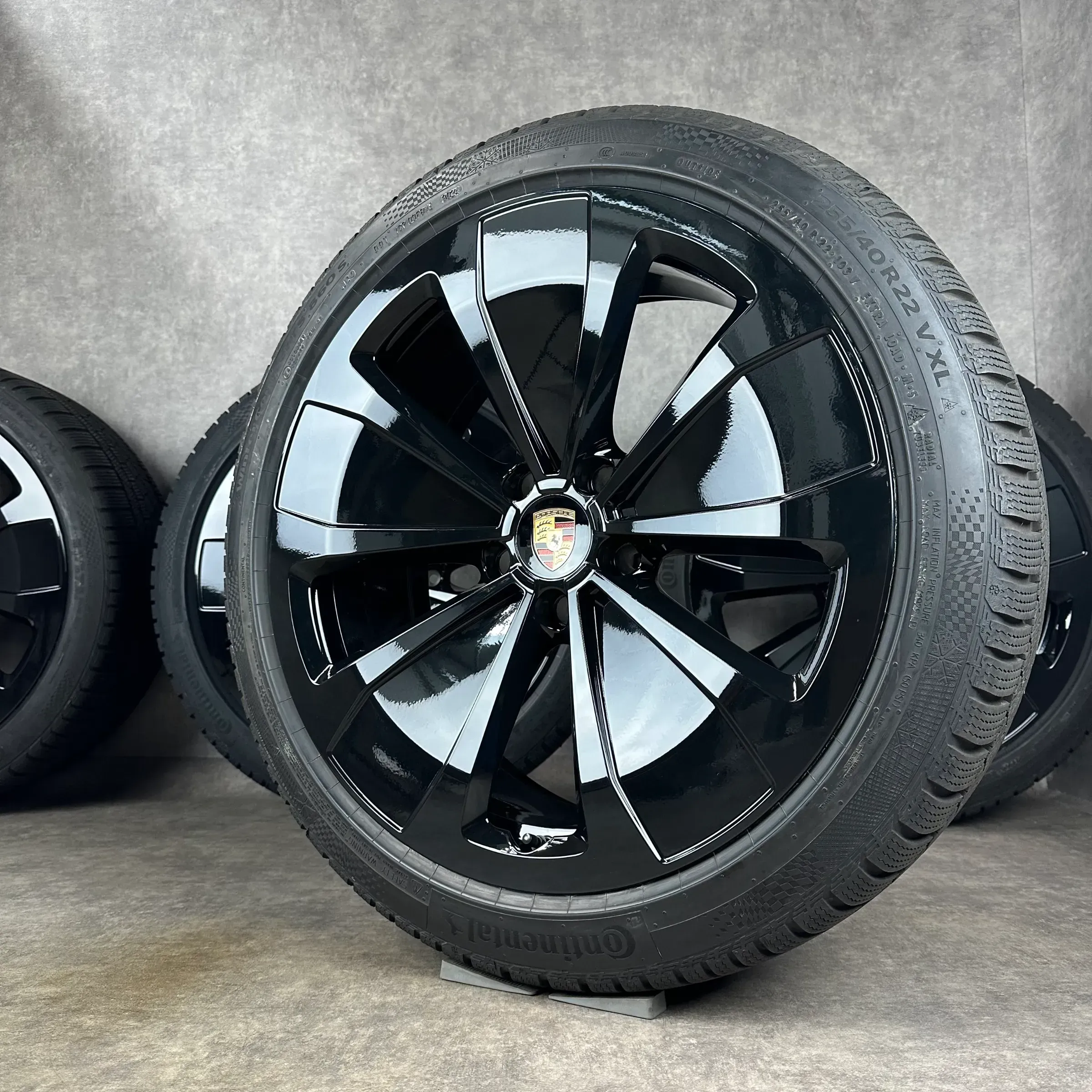 Winterräder Porsche Macan Electric EV 22" Original Styling Felgen Turbo 95C044660G Schwarz hochglanz TOP - Bild 1