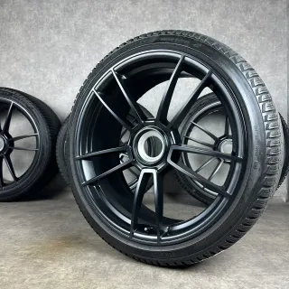 Winterräder Porsche 911 992.1 20"/21" Original Turbo S Zentralverschluss Felgen ZV 992044601AB DOT24+25 - Bild 1