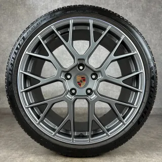 Winterräder Porsche 992.2 20/ 21" Original RS Spyder Design Felgen 992044631H TOP - Bild 6