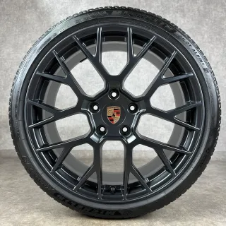 Winterräder Porsche 992.2 20/ 21" Original RS Spyder Design Felgen 992044631H TOP - Bild 3