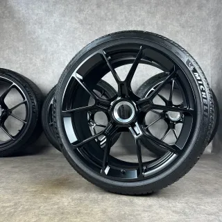 Winterräder Porsche 992.2 GT3 Touring 20" + 21" Original Felgen 992044601CA TOP DOT25 - Bild 1