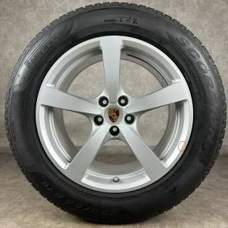 Original Porsche Macan II 18" Felgen Winterräder Top 2.0 S Diesel - Bild 4