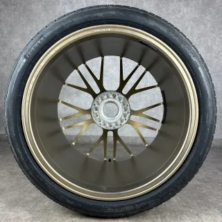 Sommerräder Porsche 992.2 20+21 Zoll Original Turbo S Zentralverschluss Felgen 992601025FJ 992601025FK Neodyme - Bild 9