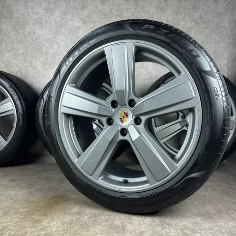 Background image for Sommerräder Cayenne E3-II 22" Original Exclusive Design Felgen Turbo 9Y0044663R
