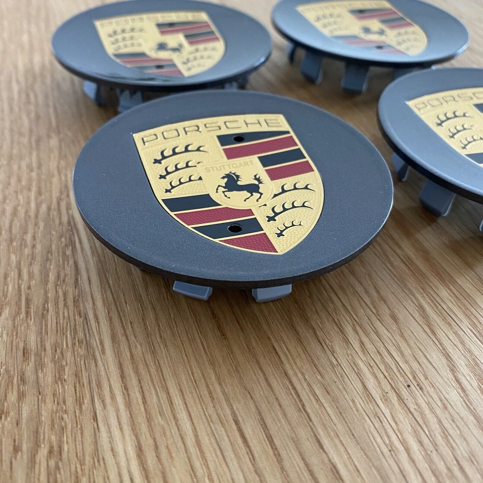 4x Porsche Original Nabendeckel Felgen-Deckel 991 Panamera Cayenne 